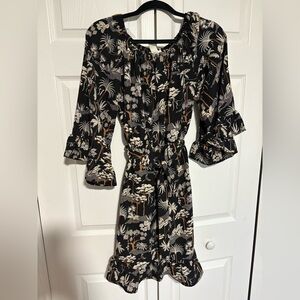H&M Black and White Patterned Long Sleeve Dress
